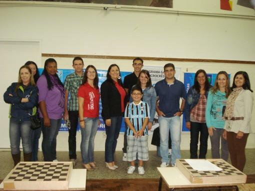 Acadêmicos de Educação Física participam de aula prática de Xadrez